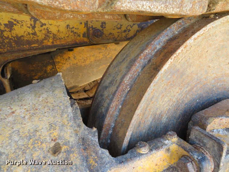 image for item DE8267 1979 John Deere 850 dozer