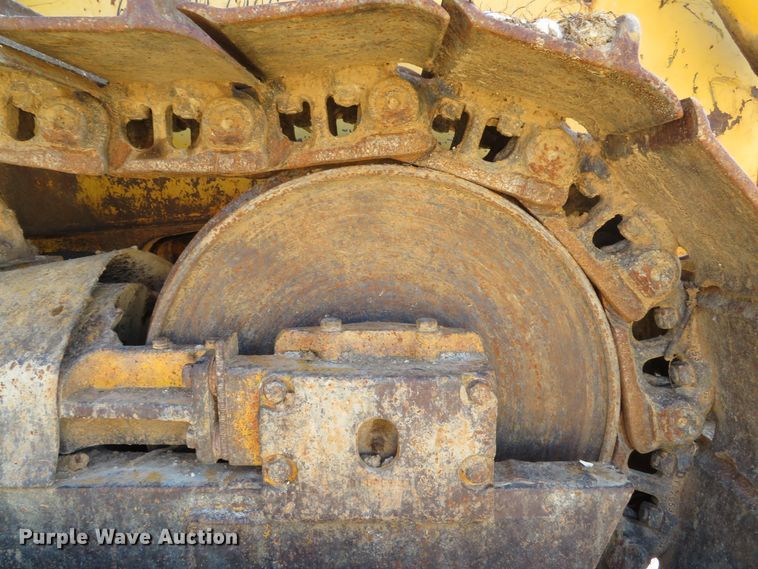 image for item DE8267 1979 John Deere 850 dozer