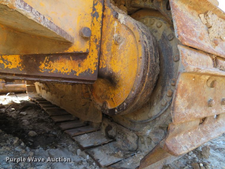 image for item DE8267 1979 John Deere 850 dozer