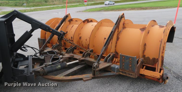 image for item DE8272 2006 International 7300 dump truck