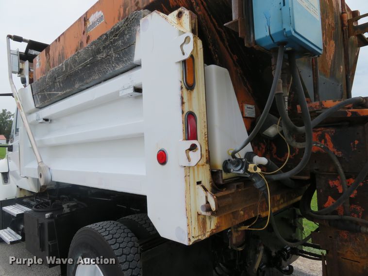 image for item DE8276 2006 International 7300 dump truck