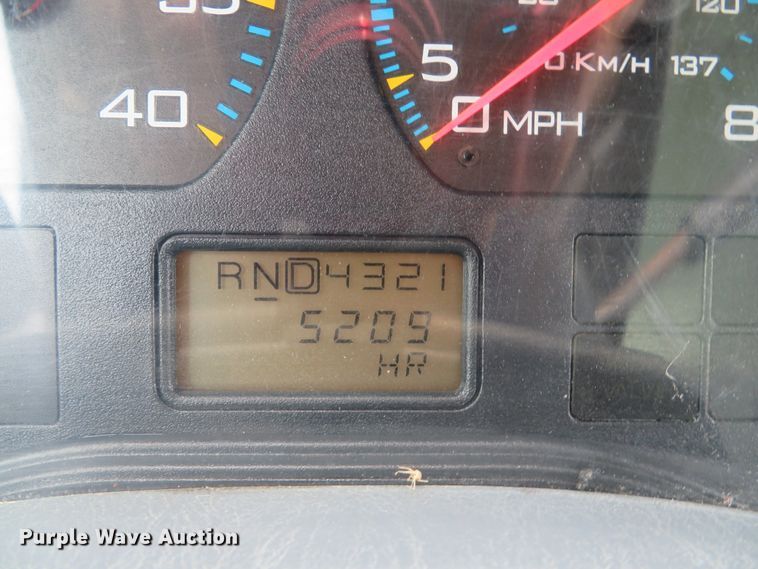 image for item DE8276 2006 International 7300 dump truck