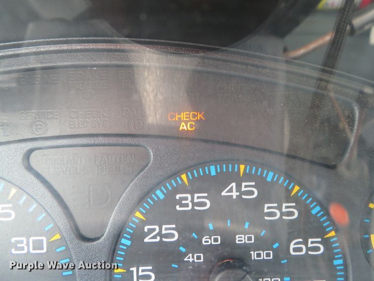 image for item DE8276 2006 International 7300 dump truck