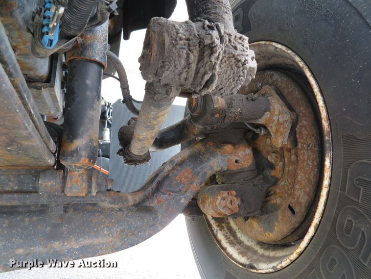 image for item DE8276 2006 International 7300 dump truck