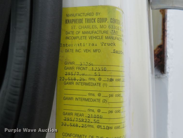 image for item DE8276 2006 International 7300 dump truck