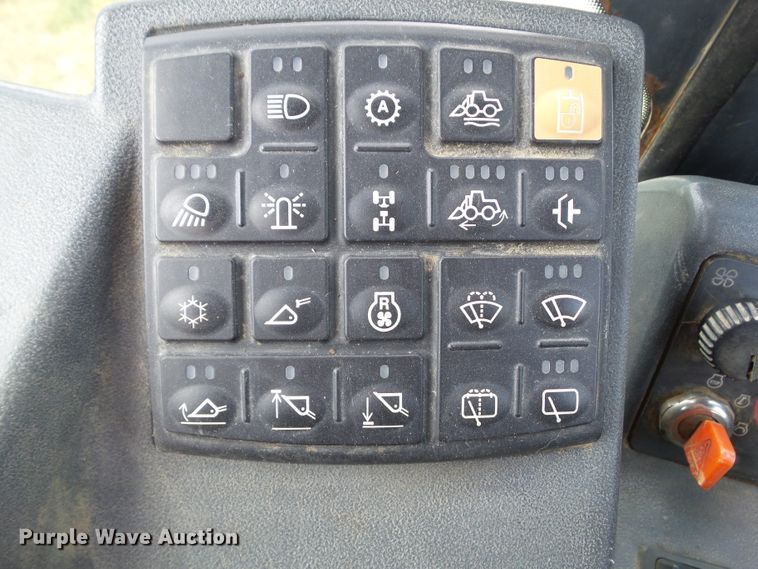 image for item DF0786 2004 John Deere 544J wheel loader