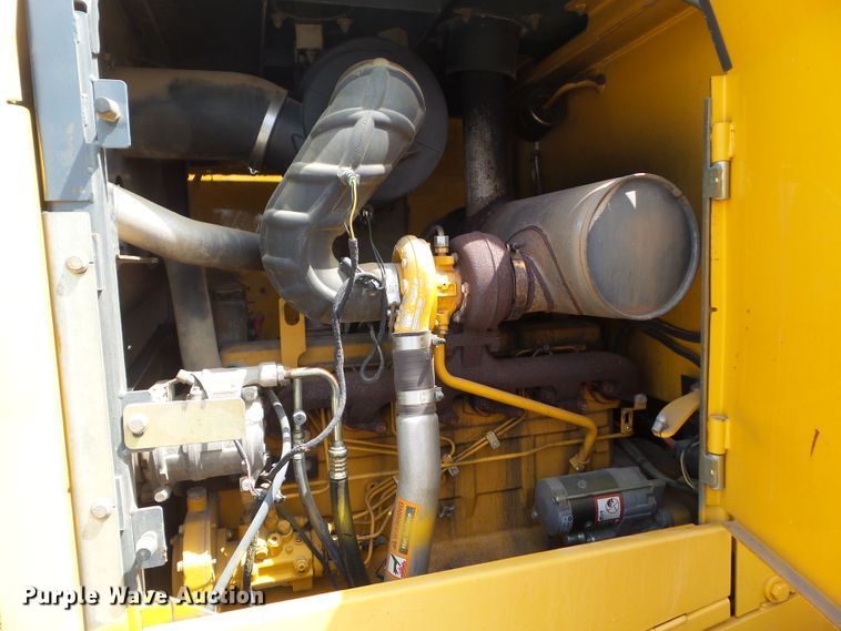 image for item DF0786 2004 John Deere 544J wheel loader