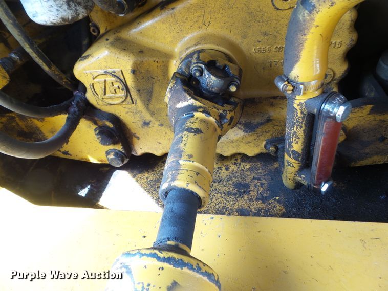 image for item DF0786 2004 John Deere 544J wheel loader