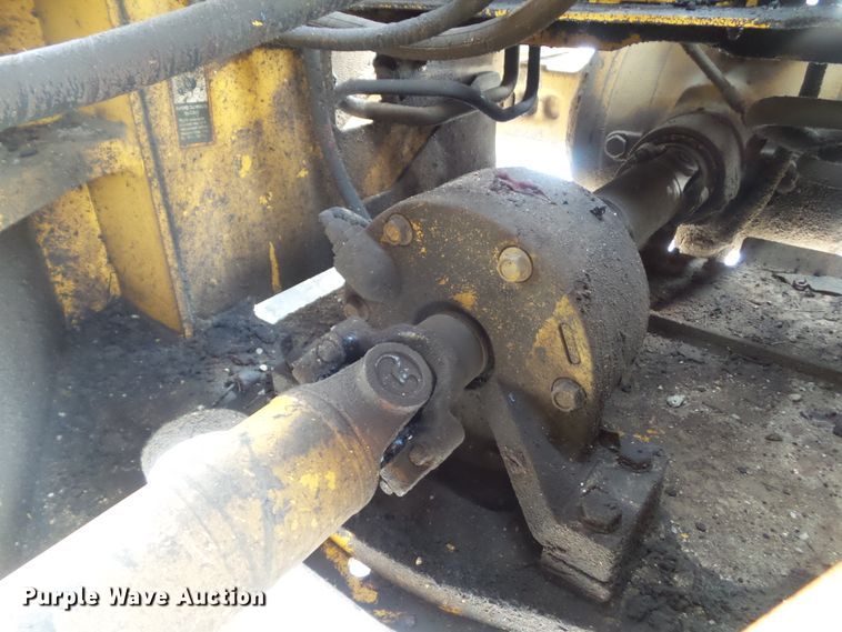 image for item DF0786 2004 John Deere 544J wheel loader