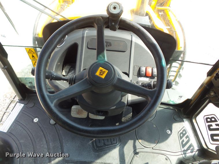 image for item DF0787 2016 JCB 3CX-15 backhoe