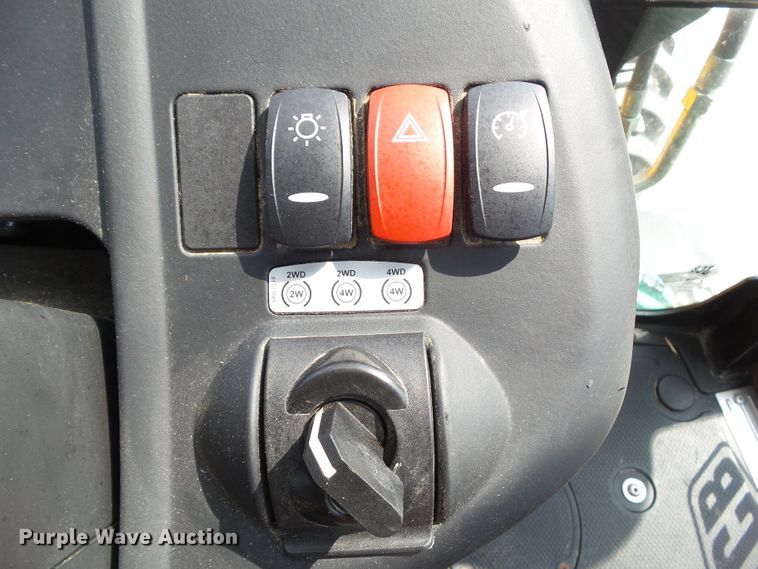 image for item DF0787 2016 JCB 3CX-15 backhoe