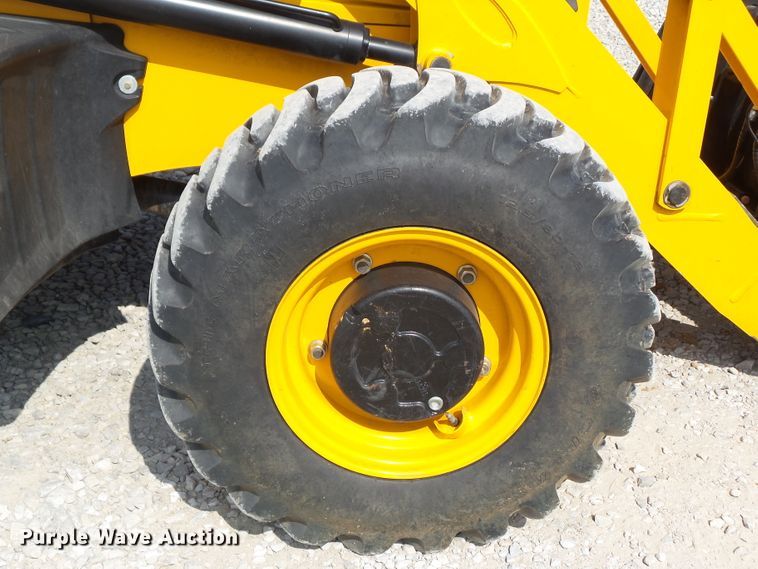 image for item DF0787 2016 JCB 3CX-15 backhoe