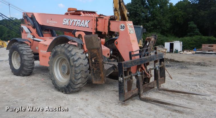 image for item DF2203 2006 Sky Trak 10042 telehandler