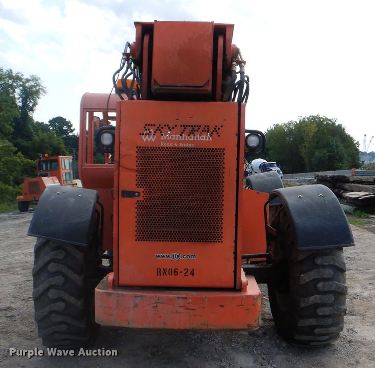 image for item DF2203 2006 Sky Trak 10042 telehandler