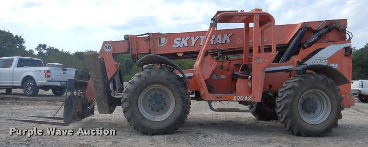 image for item DF2203 2006 Sky Trak 10042 telehandler