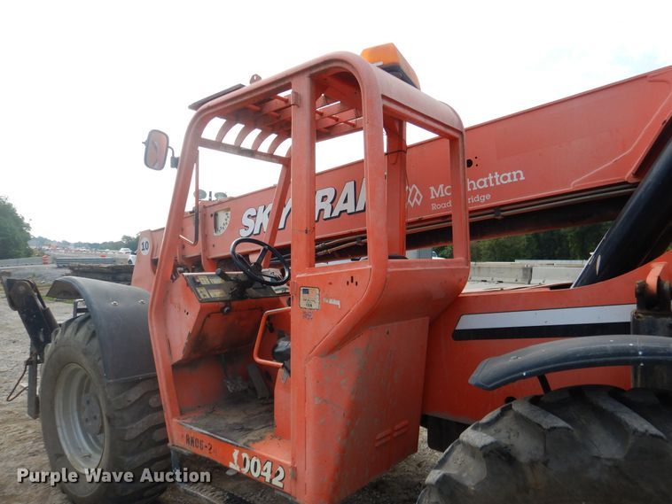 image for item DF2203 2006 Sky Trak 10042 telehandler