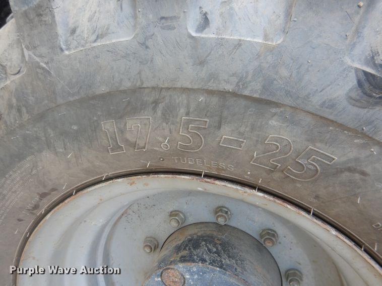 image for item DF2203 2006 Sky Trak 10042 telehandler