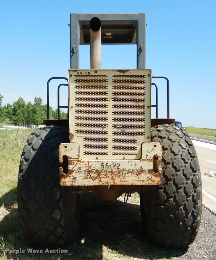 image for item DF2204 1997 Ingersoll Rand SD-100 single drum vibratory roller