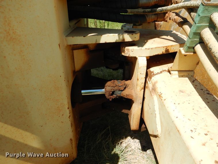 image for item DF2204 1997 Ingersoll Rand SD-100 single drum vibratory roller