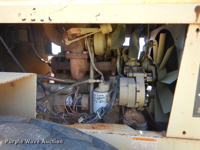 image for item DF2204 1997 Ingersoll Rand SD-100 single drum vibratory roller