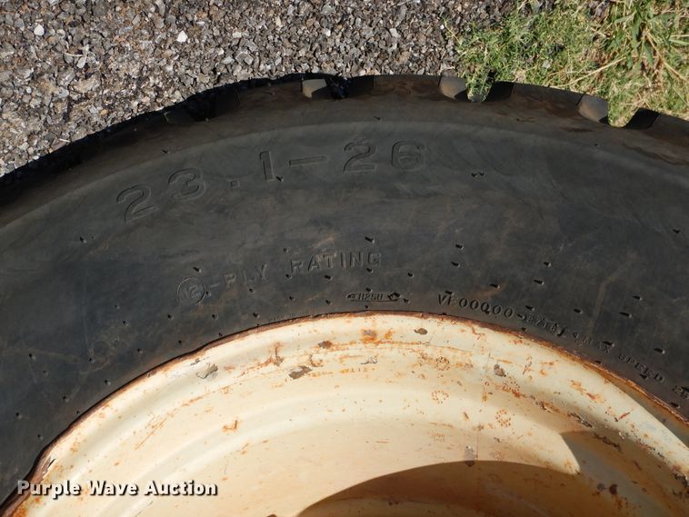 image for item DF2204 1997 Ingersoll Rand SD-100 single drum vibratory roller