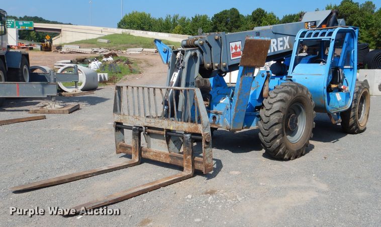 image for item DF2205 2005 Terex TH1056C telehandler