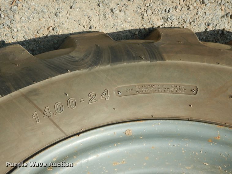 image for item DF2205 2005 Terex TH1056C telehandler