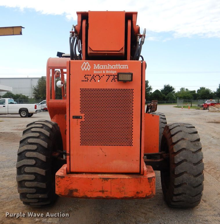 image for item DF2206 2007 Sky Trak 10042 telehandler