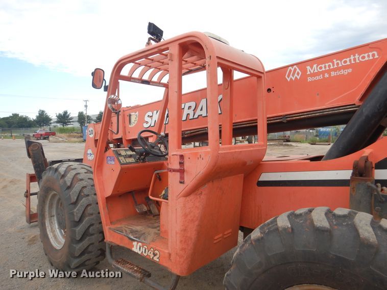image for item DF2206 2007 Sky Trak 10042 telehandler