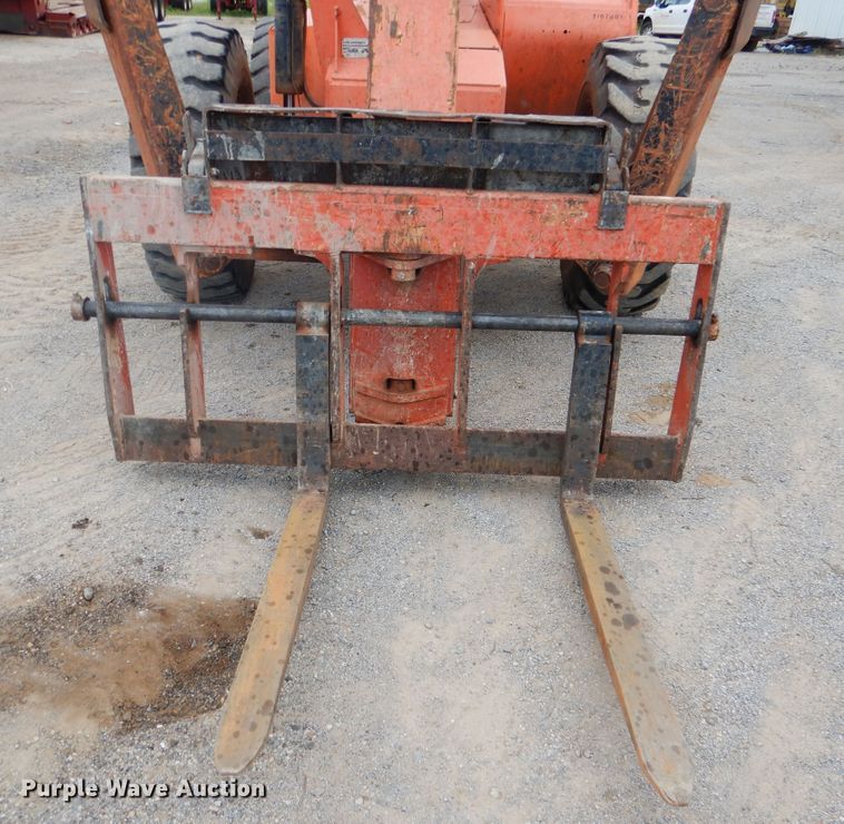 image for item DF2206 2007 Sky Trak 10042 telehandler