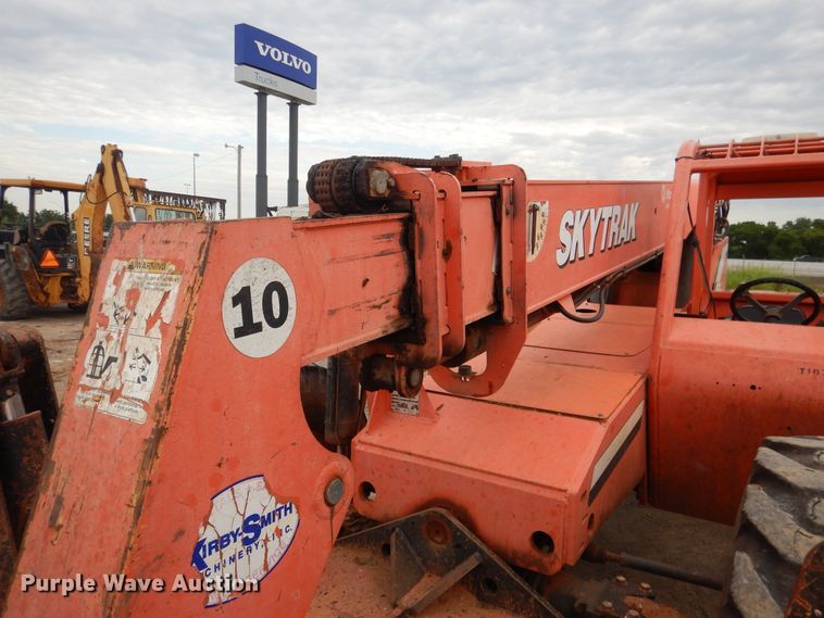 image for item DF2206 2007 Sky Trak 10042 telehandler