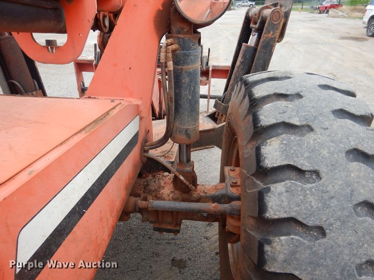 image for item DF2206 2007 Sky Trak 10042 telehandler