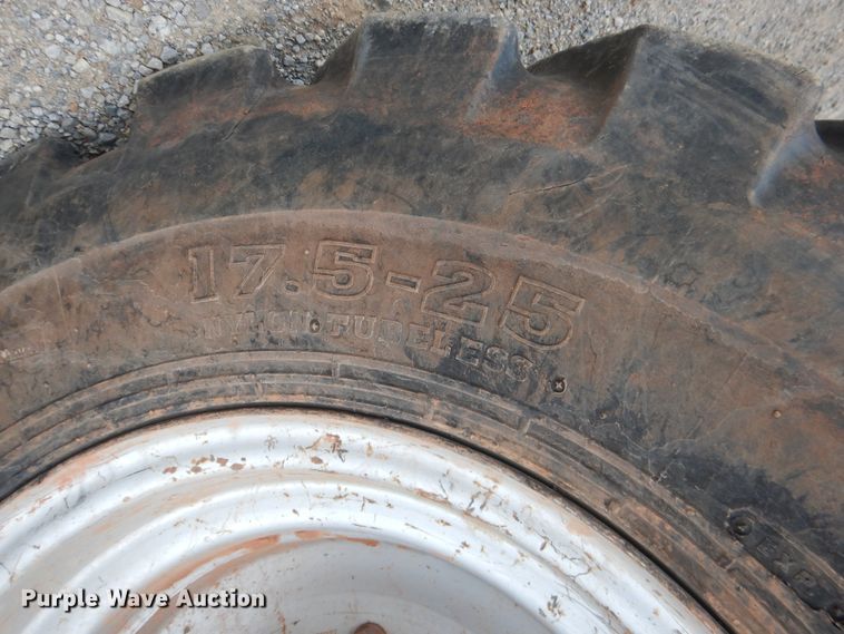 image for item DF2206 2007 Sky Trak 10042 telehandler