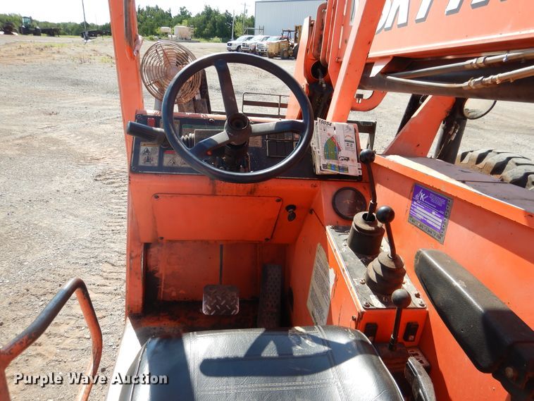 image for item DF2207 2006 Sky Trak 10054 telehandler