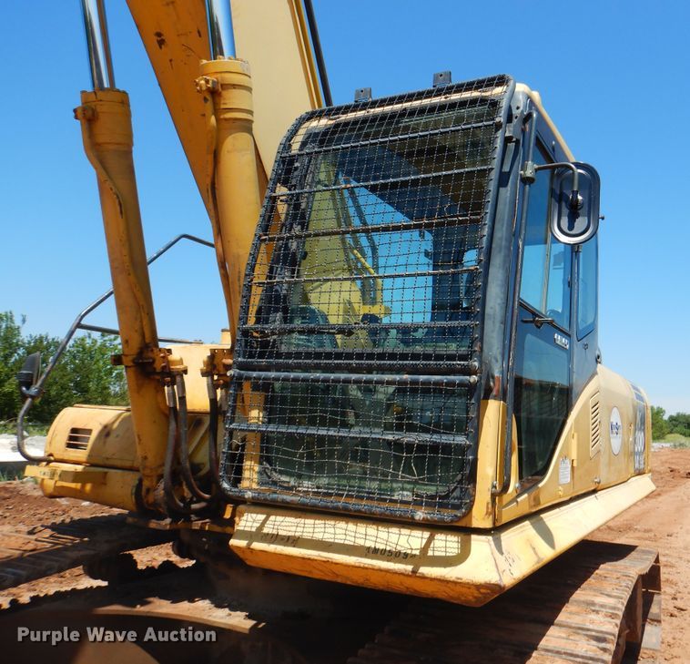 image for item DF2208 2005 Komatsu PC300LC excavator