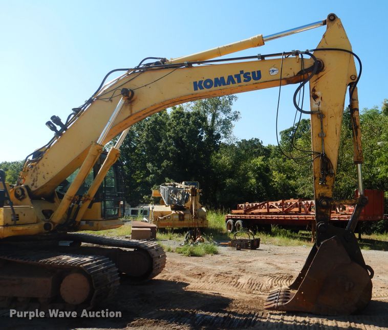 image for item DF2208 2005 Komatsu PC300LC excavator