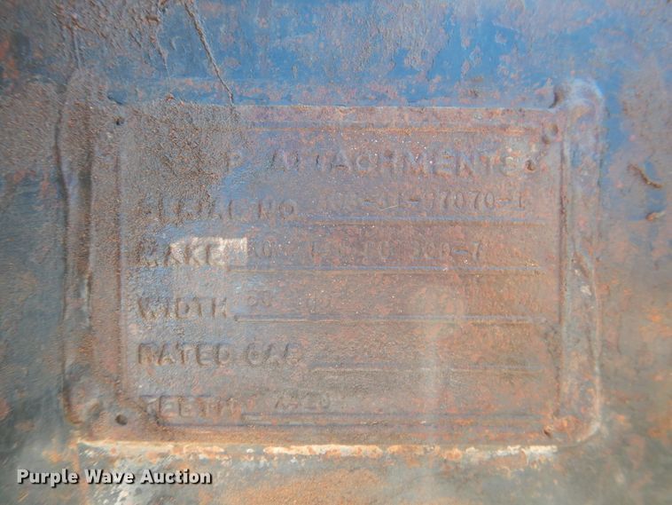 image for item DF2208 2005 Komatsu PC300LC excavator