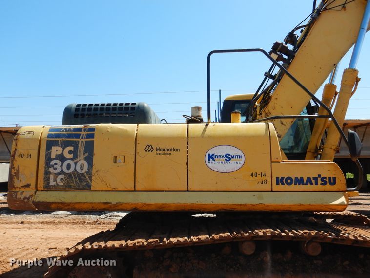 image for item DF2208 2005 Komatsu PC300LC excavator