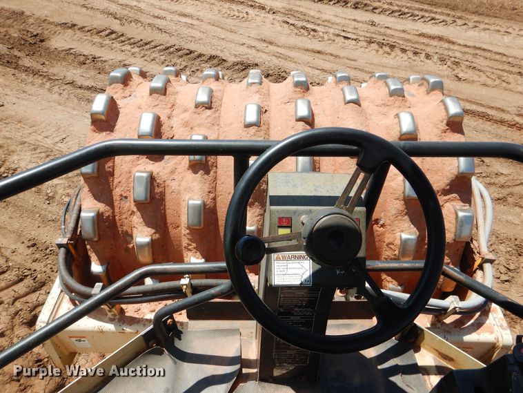 image for item DF2210 2003 Ingersoll Rand SD-115F PRO PAC single drum vibratory roller