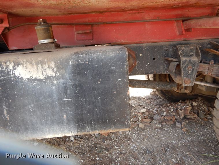 image for item DF2569 1980 GMC dump truck