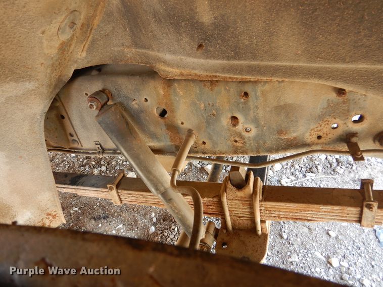 image for item DF2569 1980 GMC dump truck