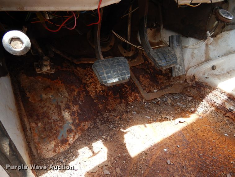 image for item DF2569 1980 GMC dump truck