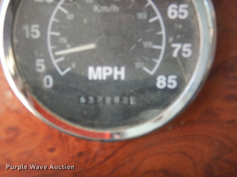 image for item DF2571 1996 International 9200 dump truck