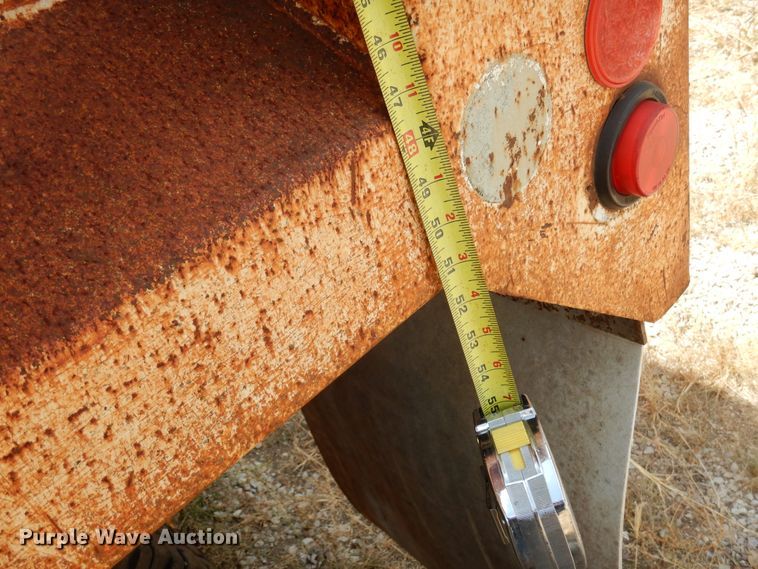 image for item DF2571 1996 International 9200 dump truck