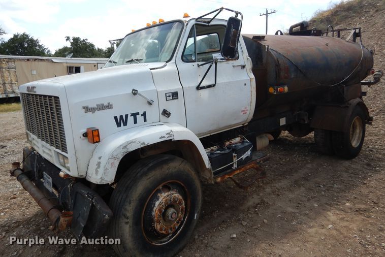 image for item DF2572 1982 Chevrolet C70 tank truck