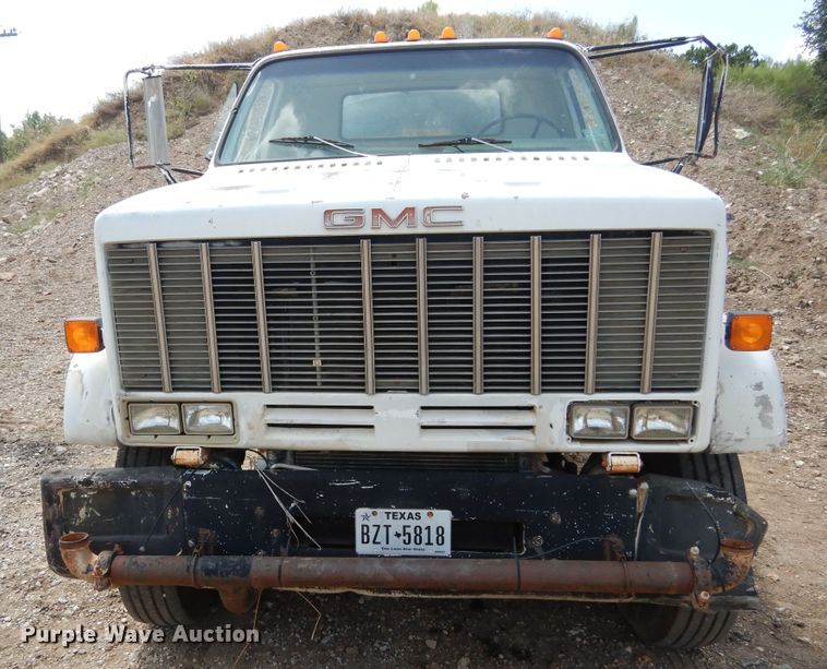 image for item DF2572 1982 Chevrolet C70 tank truck