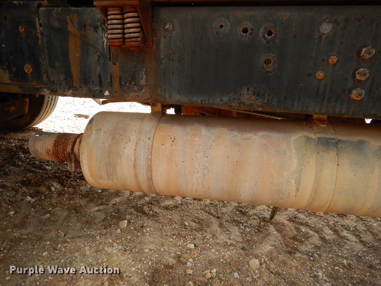 image for item DF2572 1982 Chevrolet C70 tank truck