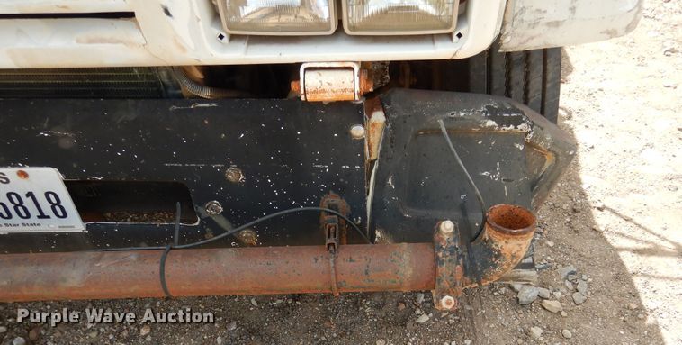 image for item DF2572 1982 Chevrolet C70 tank truck
