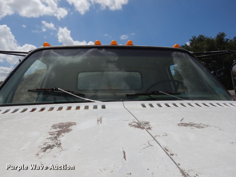 image for item DF2572 1982 Chevrolet C70 tank truck