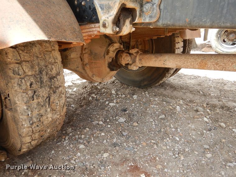 image for item DF2572 1982 Chevrolet C70 tank truck